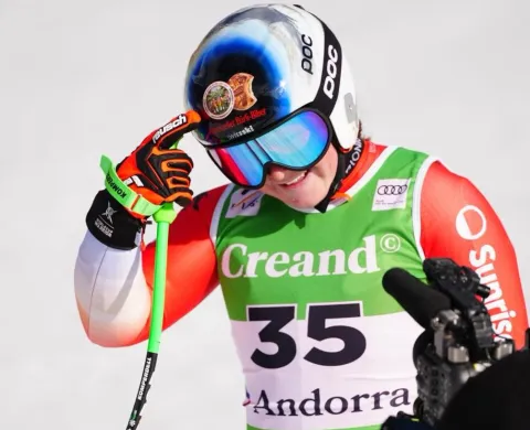 Stefanie Grob wieder mit eigenem Helm